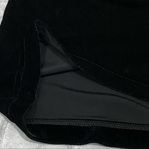 SOLD | American Apparel Black Velvet Mini Skirt - Picture 13 of 16